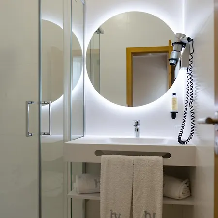 オテル ヴィトーリア コインブラ