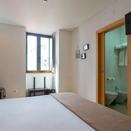 オテル ヴィトーリア ホテル コインブラ