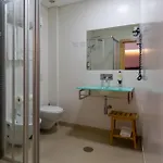 Vitoria מלון 3*