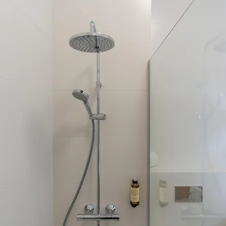 Vitoria 3*