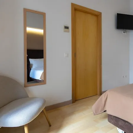 Vitoria 3*