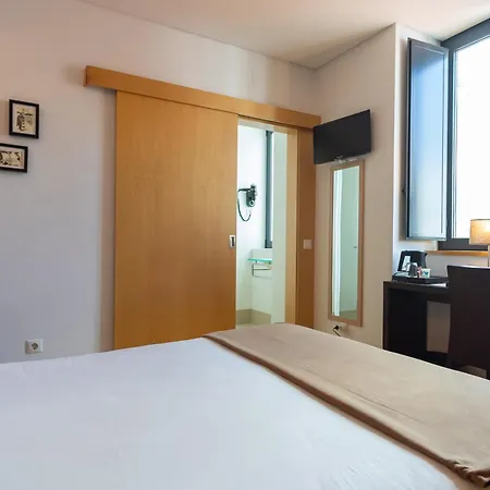Vitoria 3* Coimbra