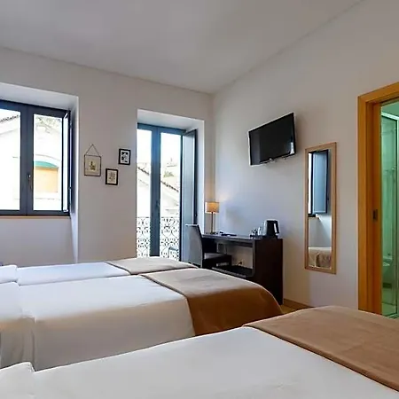 Vitoria Coimbra