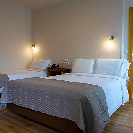 Ξενοδοχείο Vitoria 3*