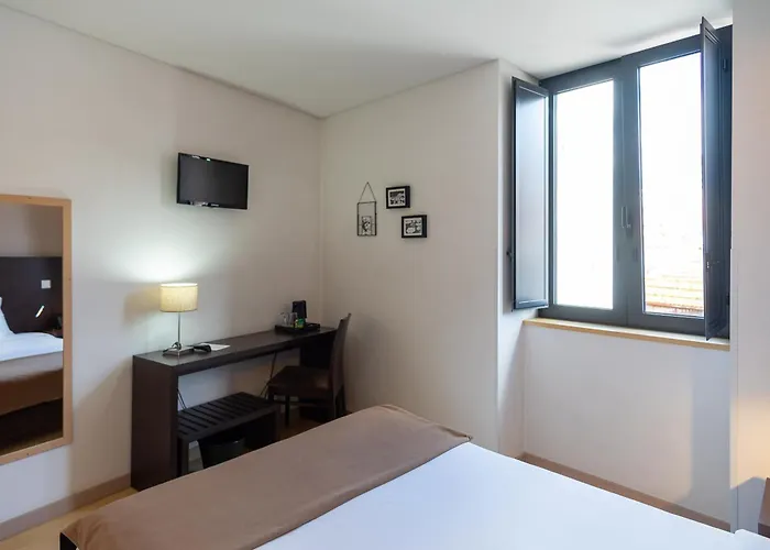 Vitoria 3*